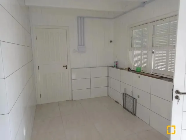 Imagem 2: Casa em Lagoa da Conceição