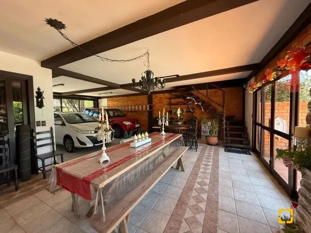 Imagem 9: Casa com 5 Quartos, 2 Suítes, com Piscina, no Parque São Jorge, Florianópolis