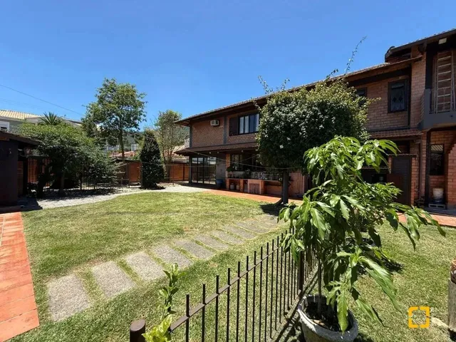 Imagem 13: Casa com 5 Quartos, 2 Suítes, com Piscina, no Parque São Jorge, Florianópolis