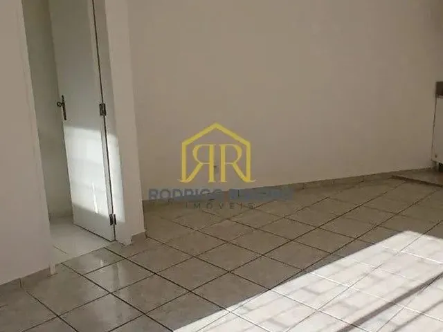 Imagem 3: Kitnet na Trindade com 28M² Privativos e Vaga