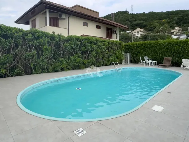 Imagem: Casa Sobrado a Venda no Córrego Grande