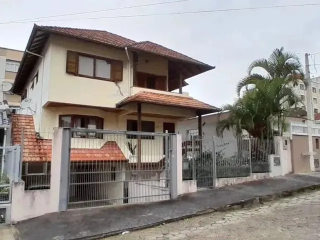 Imagem 1: Casa na Trindade 4 Quartos com 3 Suites Financiável com Garagem