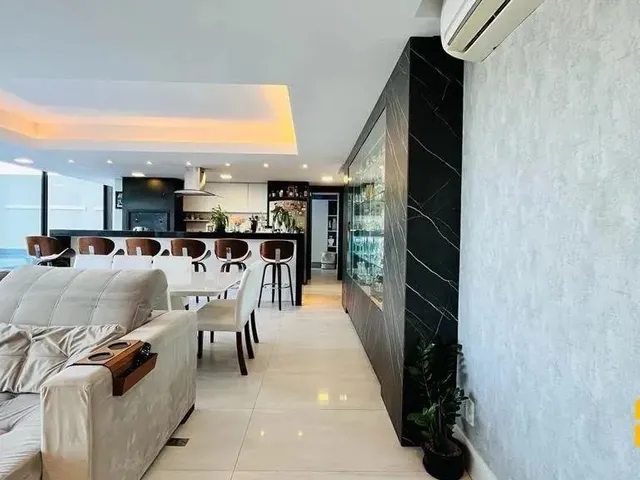 Imagem 9: Casa na Trindade com 4 Dormitórios com Vista Espetacular, Moderna e Requintada