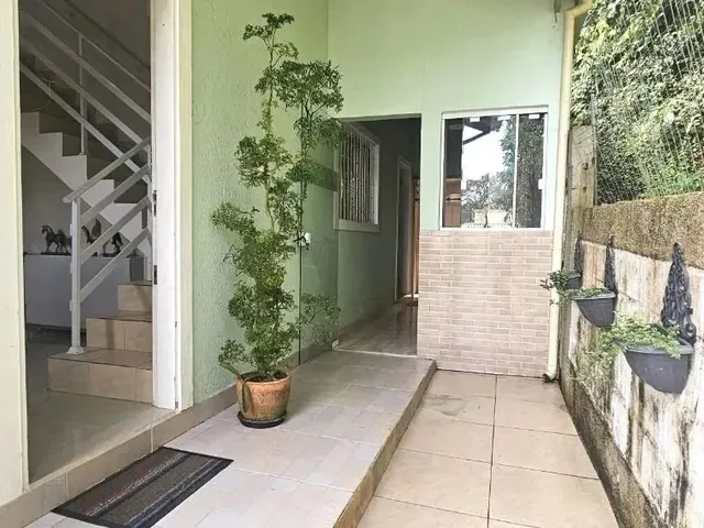 Imagem 2: Terreno com 308,00 M², com Duas Casas Construídas Próximo À Ufsc e Eletrosul