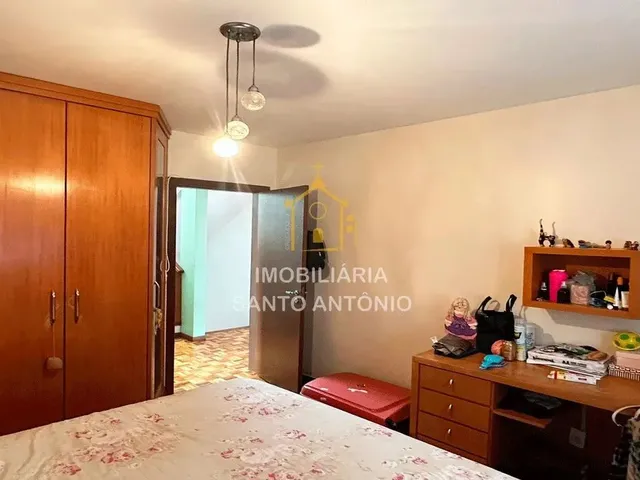 Imagem 3: Espaçosa Residência de 5 Quartos na Trindade