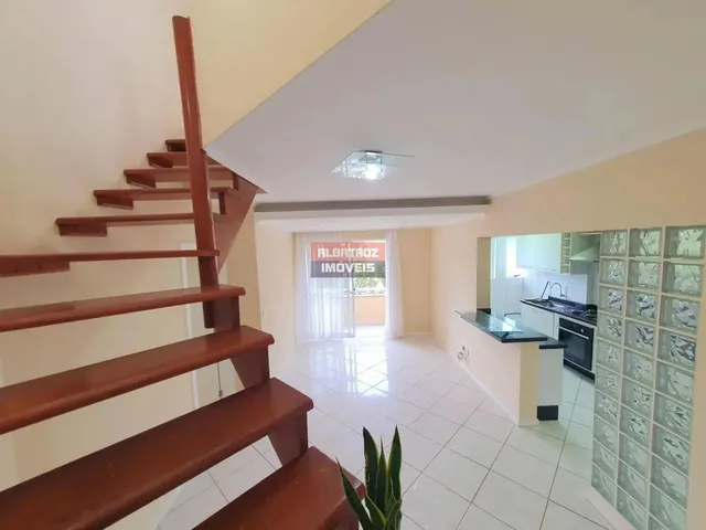 Imagem 1: Cobertura para Venda em Florianópolis, Córrego Grande, 2 Dormitórios, 1 Suíte, 3
