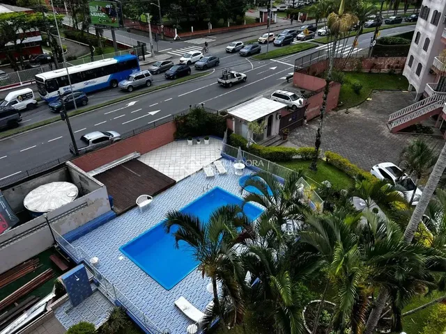 Imagem 11: Cobertura À Venda, 4 Quartos, 2 Suítes, 1 Vaga no Itacorubi, Florianópolis-Sc