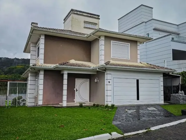 Imagem: Casa À Venda em Condomínio Fechado no