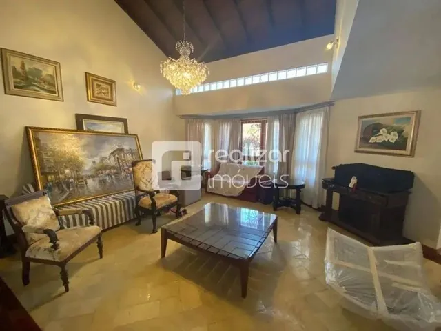 Imagem: Casa 6 Quaertos no Bairro santa Monica