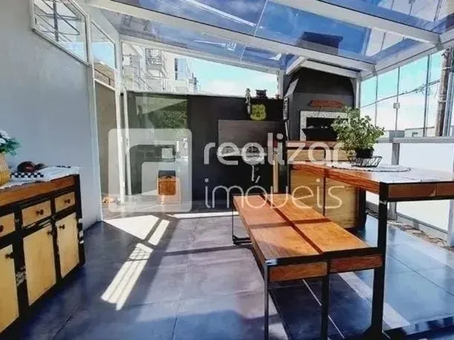 Imagem 1: Casa 3 Quartos no Bairro Córrego Grande, Florianopolis