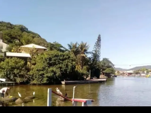 Imagem 7: Vendo Exelente Casa na Barra da Lagoa
