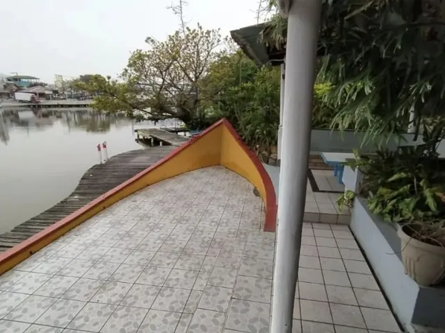 Imagem 9: Vendo Exelente Casa na Barra da Lagoa