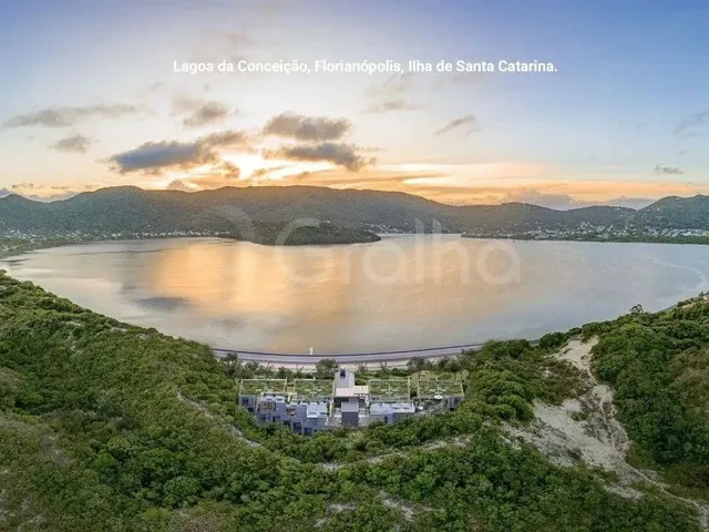 Imagem 11: Casa para Venda em Florianópolis, Lagoa da Conceição, 3 Dormitórios, 3 Suítes, 3