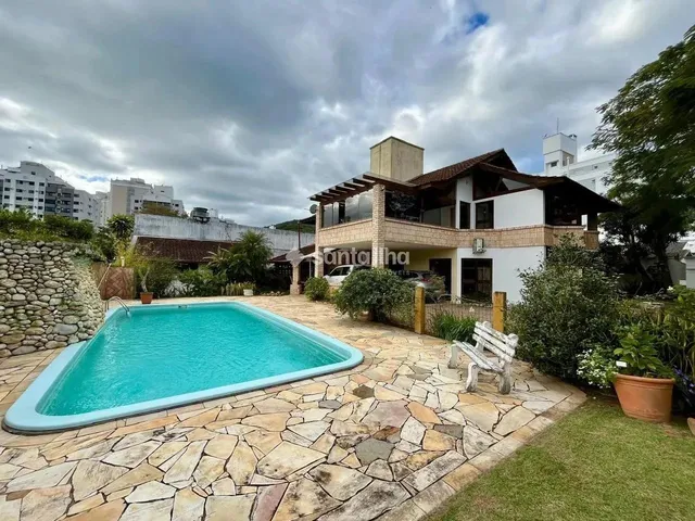 Imagem: Casa com 4 Dormitórios Á Venda, 620M²