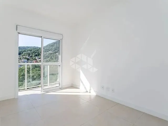 Imagem 15: Apartamento com 2 Quartos/Dormirórios no Bairro Itacorubi, em Florianópolis- Sc