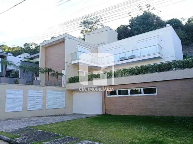 Imagem: Cada de 4 Dormitórios À Venda no Itacorubi