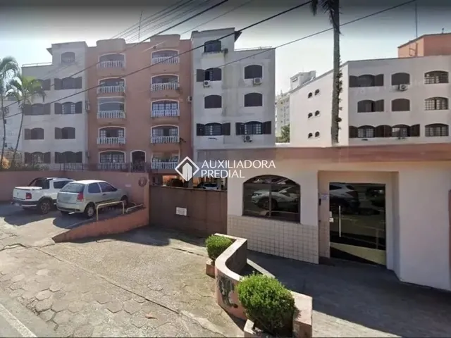 Imagem: Cobertura À Venda, 4 Quartos, 2 Suítes