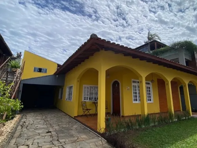 Imagem: Casa À Venda no Centrinho da Lagoa - Excelente