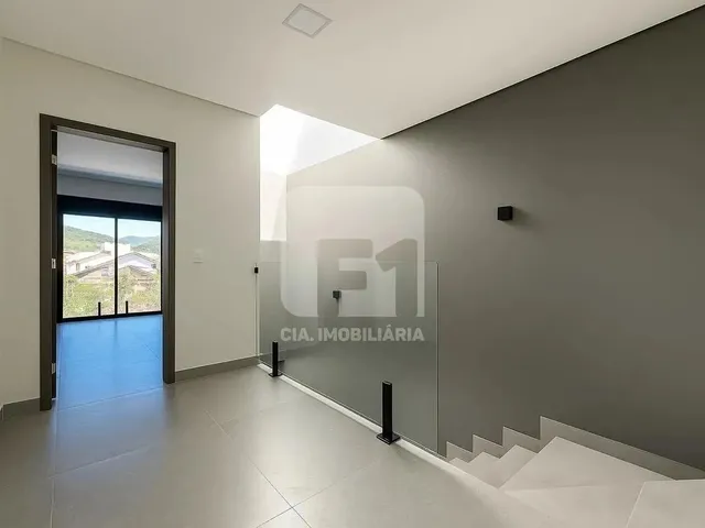 Imagem 1: Casa de 3 Suítes À Venda no Itacorubi
