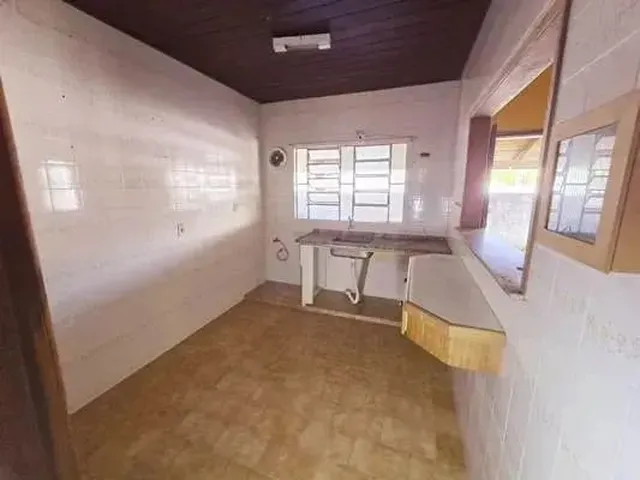 Imagem 11: Lagoa da Conceição Casa Vendo a Pouca Distância da Lagoa