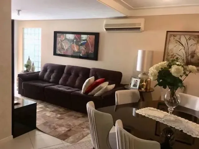 Imagem 4: Imóvel para Venda Possui 107 Metros Quadrados com 3 Quartos em Itacorubi