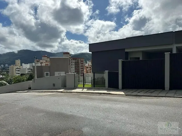 Imagem: Casa Córrego Grande 3 Suítes em Florianópolis