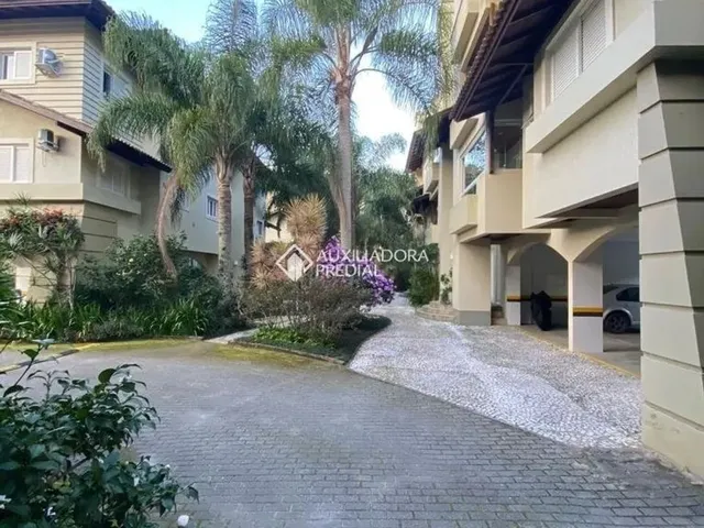 Imagem 2: Imóvel para Venda Tem 75 Metros Quadrados com 2 Quartos em Lagoa da Conceição