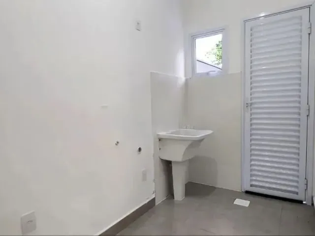 Imagem 7: Casa a Venda com 3 Quartos em Lagoa da Conceição - Florianópolis - Sc