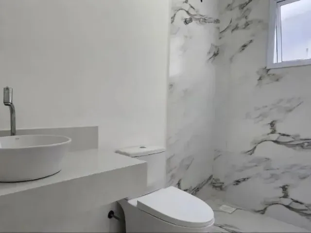 Imagem 14: Casa a Venda com 3 Quartos em Lagoa da Conceição - Florianópolis - Sc