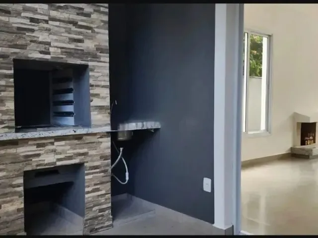 Imagem 4: Casa a Venda com 3 Quartos em Lagoa da Conceição - Florianópolis - Sc