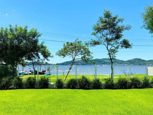 Imagem: Casa em Condomínio Fechado na Lagoa da