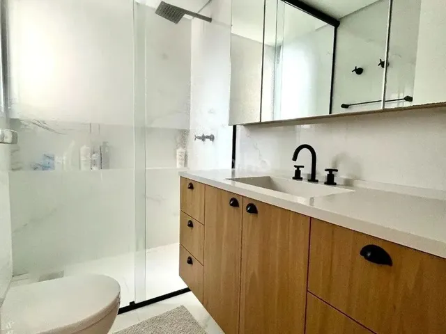 Imagem 4: Imóvel para Venda com 170 Metros Quadrados com 4 Quartos em Itacorubi - Florianópolis