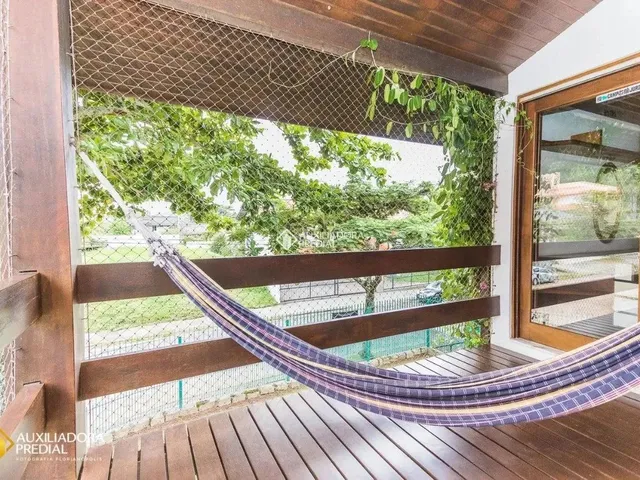 Imagem 16: Casa Residencial À Venda no Bairro Trindade com 327 M² e 6 Dormitórios/Quartos