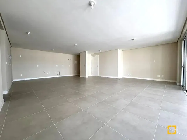 Imagem 13: Apartamento no Itacorubi com 03 Garagens