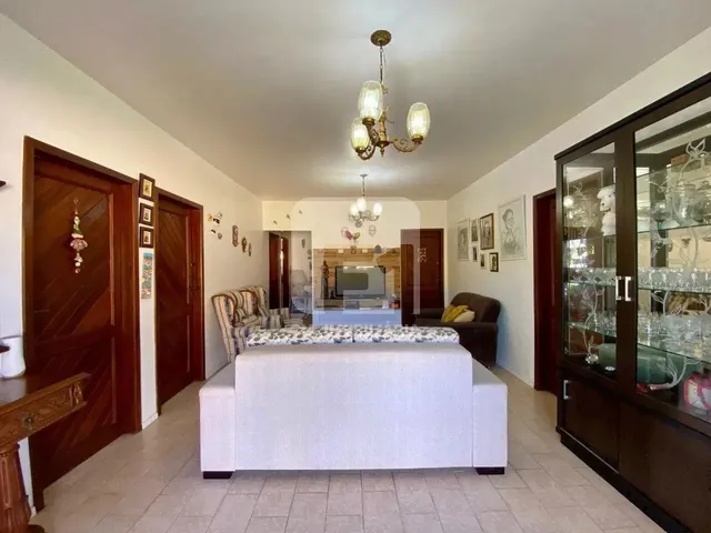Imagem 9: Casa de 5 Dormitórios À Venda na Barra da Lagoa