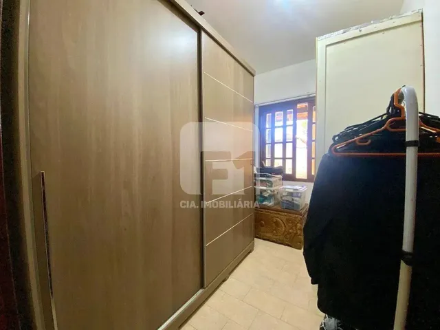 Imagem 8: Casa de 5 Dormitórios À Venda na Barra da Lagoa
