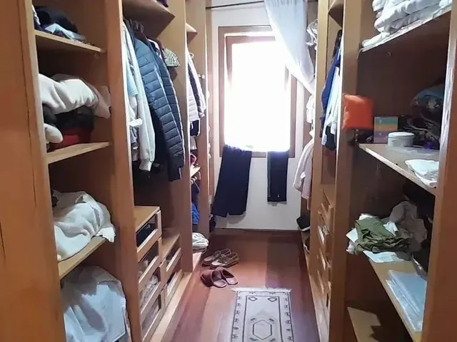 Imagem 11: Térrea para Venda Possui 314 Metros Quadrados com 4 Quartos em Trindade - Florianópolis