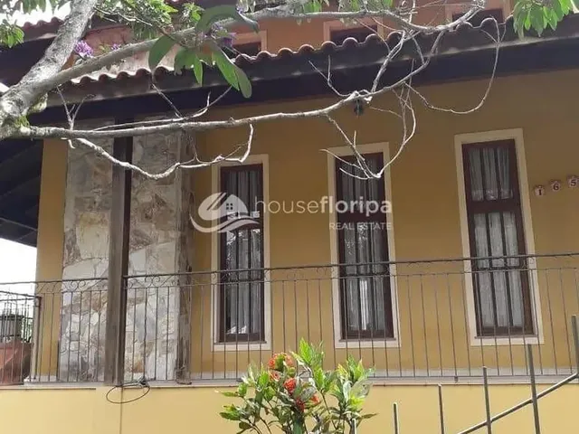 Imagem 11: Casa À Venda com 4 Dormitórios e 751M2 de Terreno, na Lagoa da Conceição