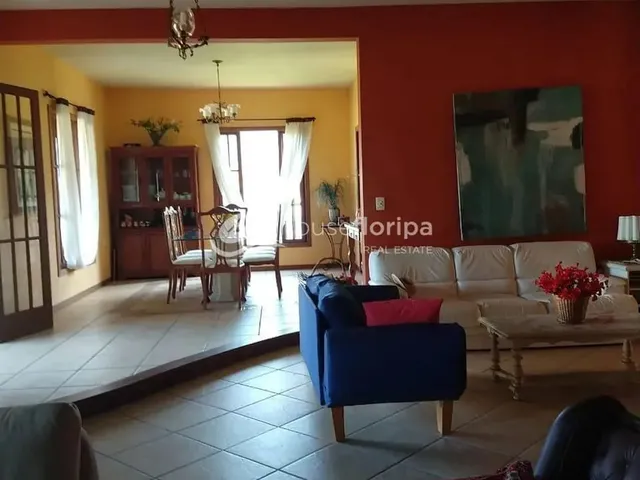 Imagem 3: Casa À Venda com 4 Dormitórios e 751M2 de Terreno, na Lagoa da Conceição