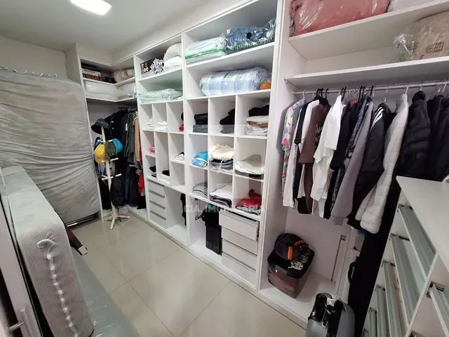 Imagem 2: Casa de 5 Dormitórios À Venda no santa Mônica