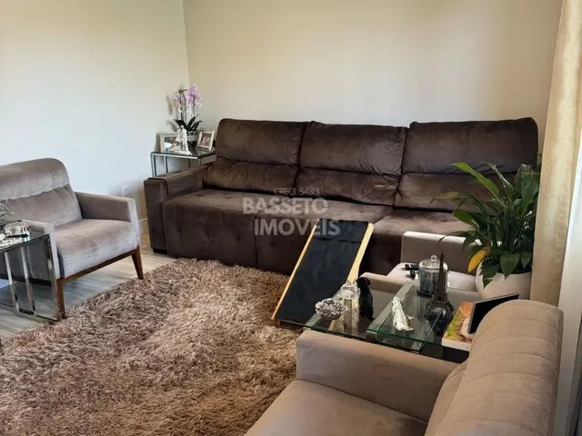 Imagem: Casa Mobiliada com Piscina no Córrego Grande