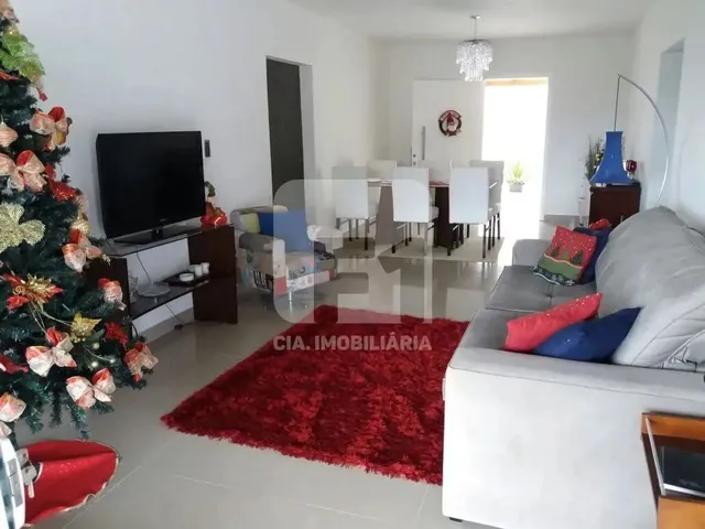 Imagem: Casa Ampla À Venda no Córrego Grande