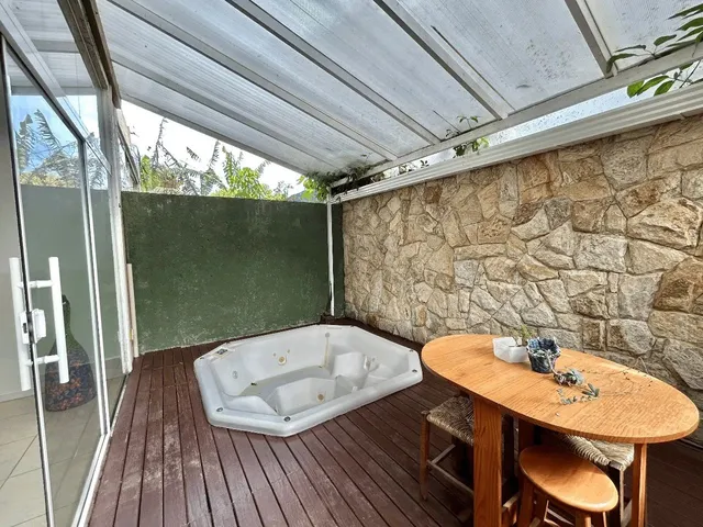Imagem 7: Casa Mobiliada de 2 Dormitórios À Venda na Lagoa