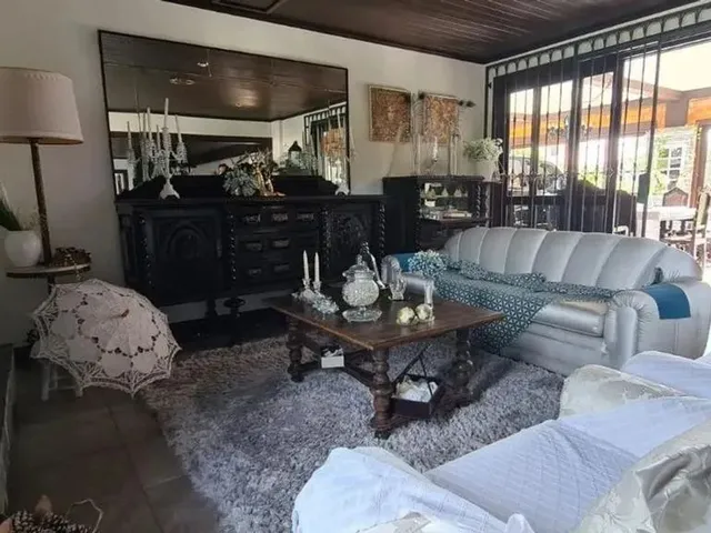 Imagem 3: Casa para Venda em Florianópolis, Itacorubi, 4 Dormitórios, 2 Suítes, 4 Banheiros, 4