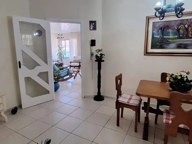 Imagem 5: Casa de 7 Dormitórios À Venda na santa Mônica