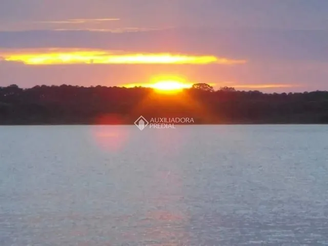Imagem 3: Casa Residencial À Venda no Bairro Lagoa da Conceição com 150 M² e 2 Quartos