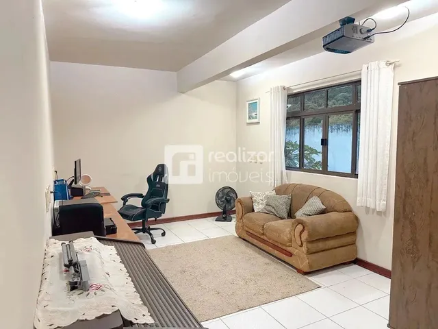 Imagem 4: Casa de 7 Quartos, Sendo 2 Suítes no Bairro Itacorubi, Florianópolis