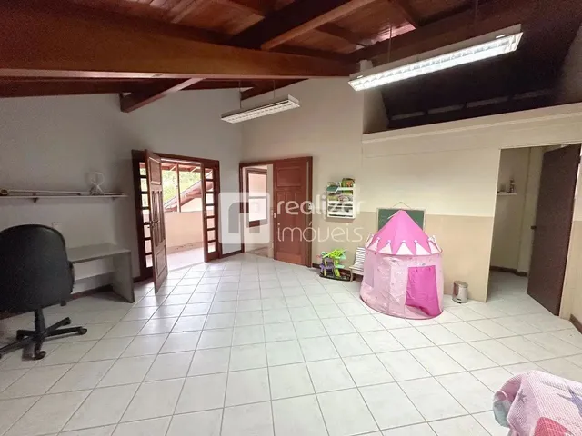 Imagem 5: Casa de 7 Quartos, Sendo 2 Suítes no Bairro Itacorubi, Florianópolis