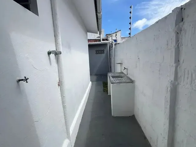 Imagem 10: Sua Nova Casa em Ponta Negra: Espaço, Conforto e 2 Edículas Extras!