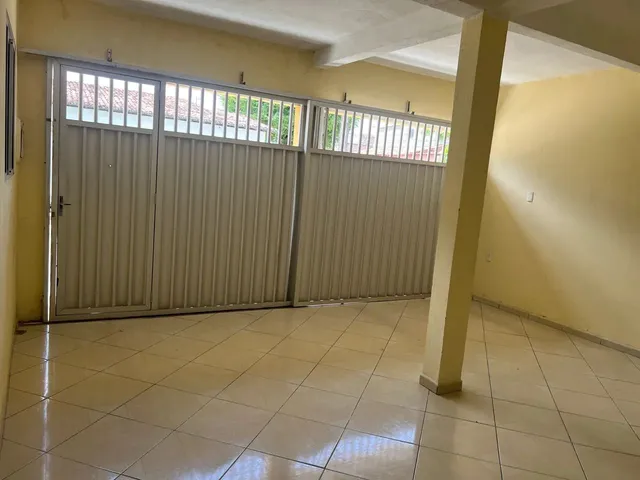 Imagem: Aluga Casa, Lado Sombra, Próxima Padaria,Escolas,Praça